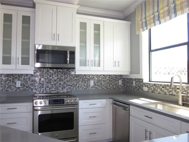 9109 Fox Sparrow Rd in Tampa, FL - Building Photo - Building Photo