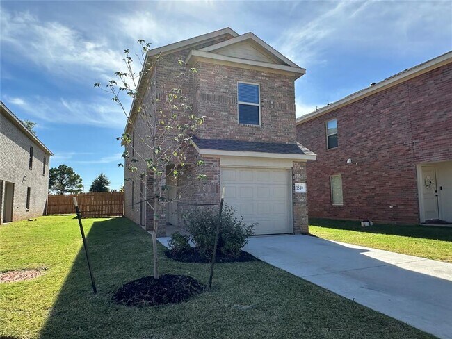 property at 1840 Wolford Wy