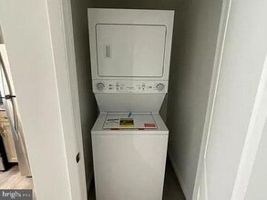 108 E Cedar St in Kennett Square, PA - Building Photo - Building Photo