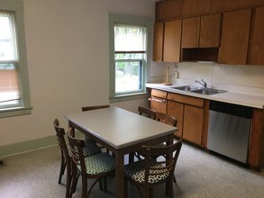 107 Elmwood Ave in Ithaca, NY - Building Photo - Building Photo