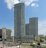 Tower 1 in Toronto, ON - Building Photo