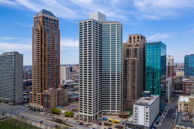 ELEVEN THIRTY in Chicago, IL - Building Photo - Building Photo