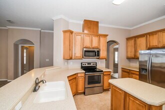 725 Indigo Run Dr in Jacksonville, FL - Foto de edificio - Building Photo