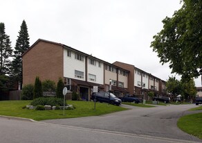Woodstream Meadow in Oshawa, ON - Building Photo