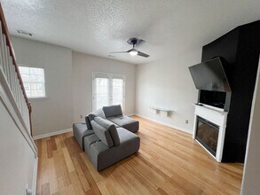 7726 Bucknell Ter in Fairburn, GA - Building Photo - Building Photo
