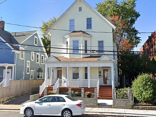 19 Wyman St in Boston, MA - Building Photo