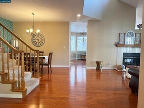 612 Julpun Loop in Clayton, CA - Building Photo - Building Photo