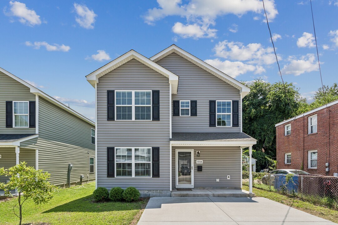 1014 Mc Kinley Ave in Chesapeake, VA - Building Photo