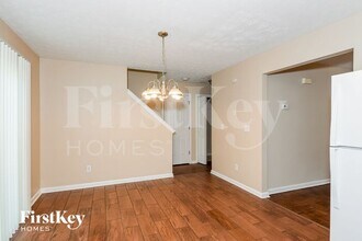 432 Village Bluff Dr in Lawrenceville, GA - Building Photo - Building Photo