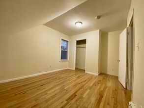 185 Beacon St, Unit 3 in Somerville, MA - Building Photo - Building Photo