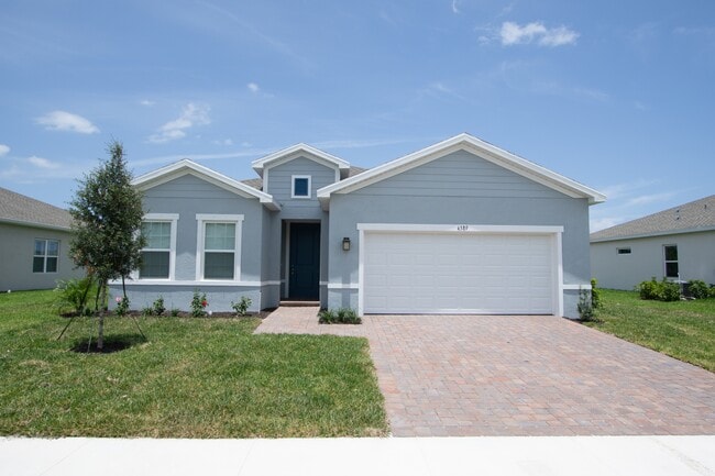 property at 4389 Lago Cir