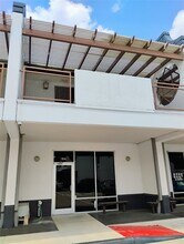 9788 Clarewood Dr in Houston, TX - Building Photo - Building Photo