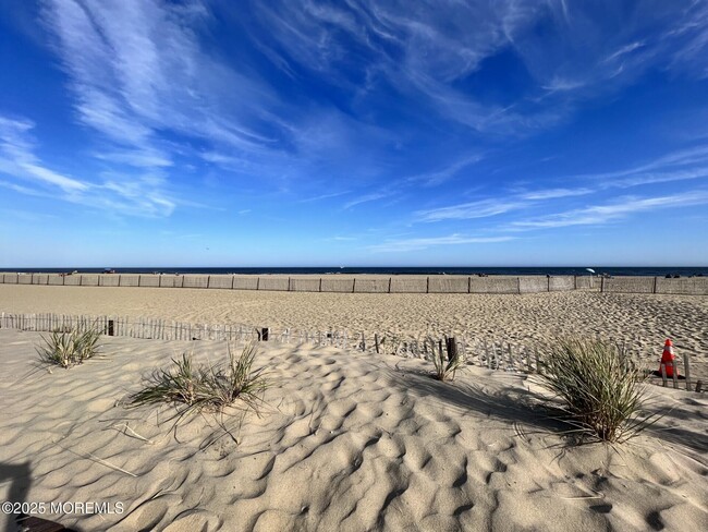 103 2nd Ave in Belmar, NJ - Building Photo - Building Photo