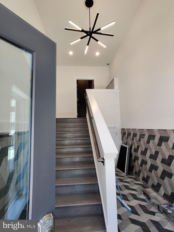 property at 812 N 16th St