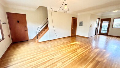 2025 SE Caruthers St in Portland, OR - Building Photo - Building Photo