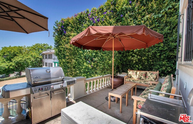 254 S Vendome St in Los Angeles, CA - Building Photo - Building Photo