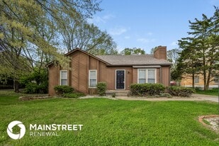 8623 Wooded Glen Rd in Louisville, KY - Building Photo