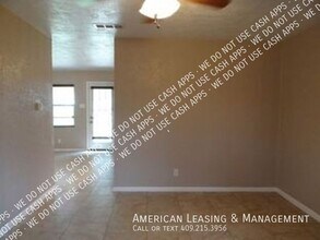 2807 W Boston Ave in Nederland, TX - Building Photo - Building Photo