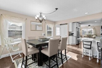 27 Strathmore Rd in West Haven, CT - Building Photo - Building Photo