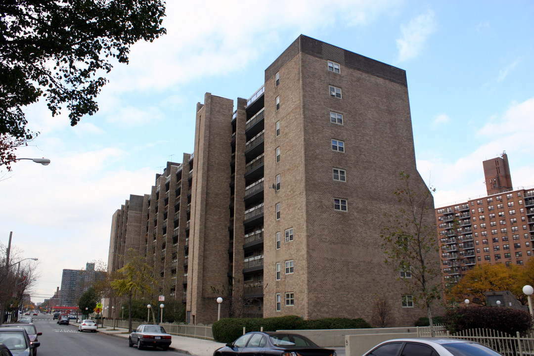 2045 Story Avenue in Bronx, NY - Building Photo