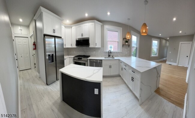 20 Parkview Ave in Belleville, NJ - Building Photo - Building Photo