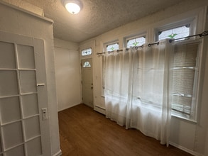 745 Alabama Ave, Unit Unit 1 (first floor) in Brooklyn, NY - Building Photo - Building Photo