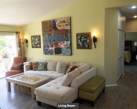 300 Isthmus Way in Oceanside, CA - Building Photo - Building Photo