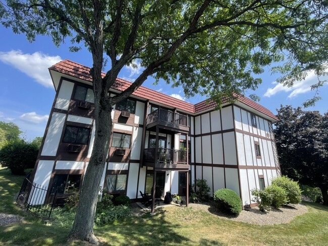 property at 13 Skyline Dr