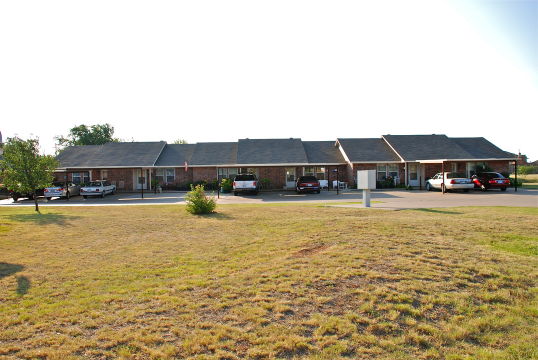 Chandler Place in Granbury, TX - Building Photo