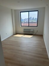 947 College Ave in Bronx, NY - Building Photo - Building Photo