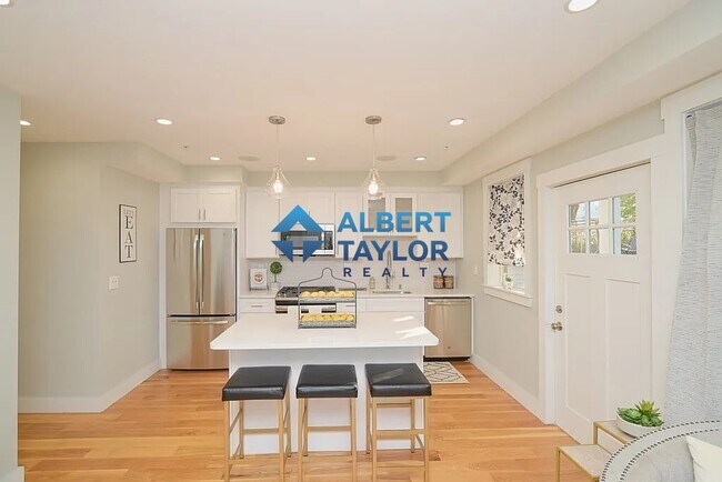 95 Robey St, Unit 1