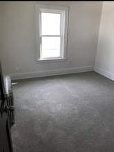 87 Potter St in Cranston, RI - Building Photo - Building Photo