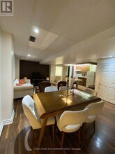 125 Holm Crescent in Markham, ON - Building Photo - Building Photo