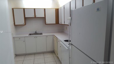 14850 Naranja Lakes Blvd-Unit -B1E in Homestead, FL - Foto de edificio - Building Photo