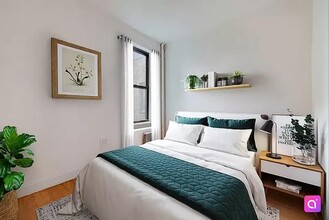 31-15 32nd St in Queens, NY - Building Photo - Building Photo