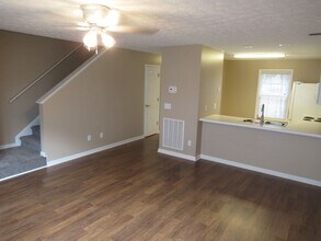 1477 N Donahue Dr in Auburn, AL - Building Photo - Building Photo