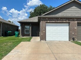 2713 Ginger Ct in Sherman, TX - Building Photo