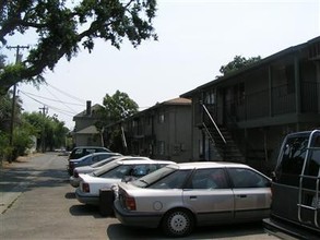 756 Cooper Ave in Yuba City, CA - Foto de edificio - Building Photo