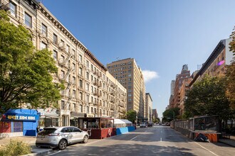 110 W 86th St in New York, NY - Building Photo - Building Photo