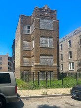 1130 S Richmond St in Chicago, IL - Building Photo - Building Photo