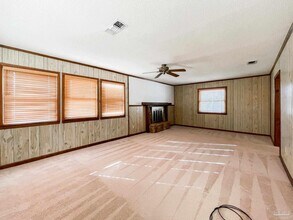 5527 Sunburst Ln in Pensacola, FL - Building Photo - Building Photo
