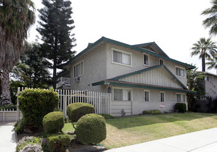 226-234 S Pima Ave in West Covina, CA - Foto de edificio - Building Photo