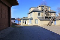 910 S Lake Blvd in Mahopac, NY - Building Photo - Building Photo