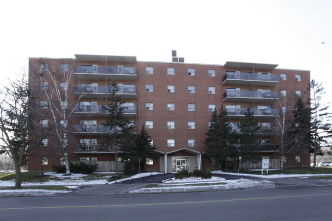 Fieldgate Apartments in Mississauga, ON - Building Photo - Building Photo