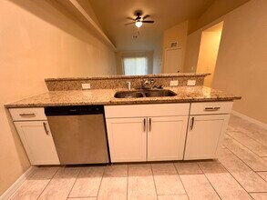 531 SE 5th Pl in Cape Coral, FL - Building Photo - Building Photo