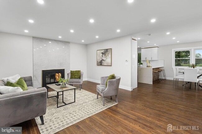 6 Ryan Rd, Unit 08105 in Cranbury, NJ - Building Photo - Building Photo