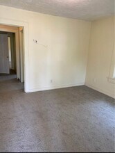 217 Scott Ave, Unit B in Fayetteville, NC - Building Photo - Building Photo