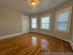 3 Kingsley Terrace in Lynn, MA - Building Photo - Building Photo