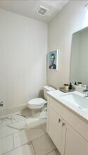 1216 W 21st St in Houston, TX - Building Photo - Building Photo