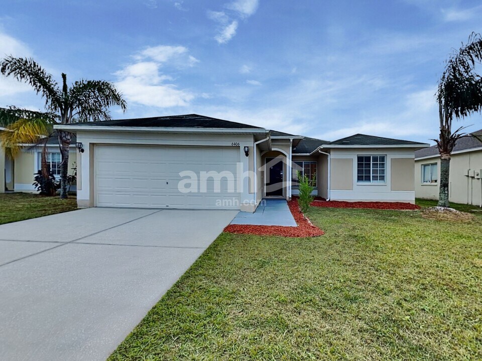 6406 Sushi Ct in Wesley Chapel, FL - Foto de edificio
